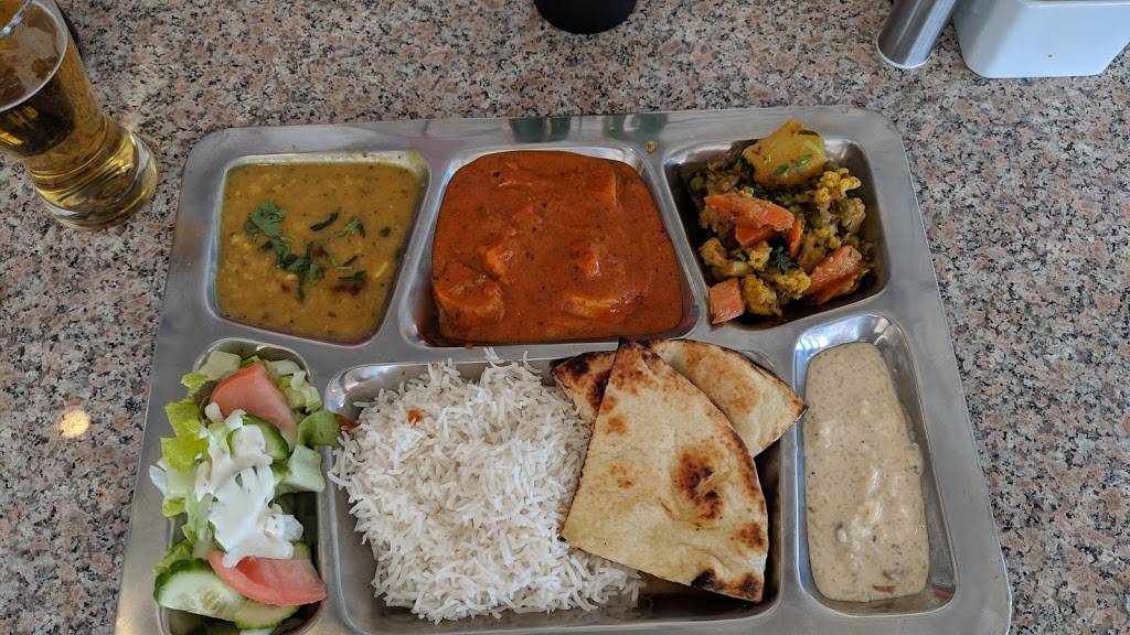 1000 Curry | restaurant | 1525 Centennial Dr, Kingston, ON K7P 0K4, Canada | 6135077423 OR +1 613-507-7423