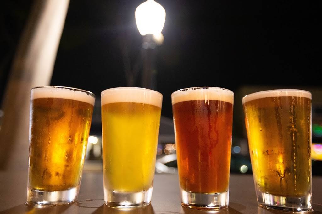 Snipe Island Crafthouse | restaurant | 305 Marine Ave, Newport Beach, CA 92662, USA | 9494325799 OR +1 949-432-5799