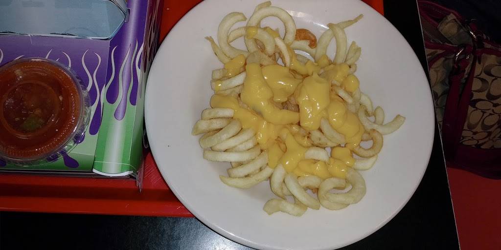 Nuway Burgers | restaurant | 2417 S Seneca St, Wichita, KS 67217, USA | 3162691140 OR +1 316-269-1140