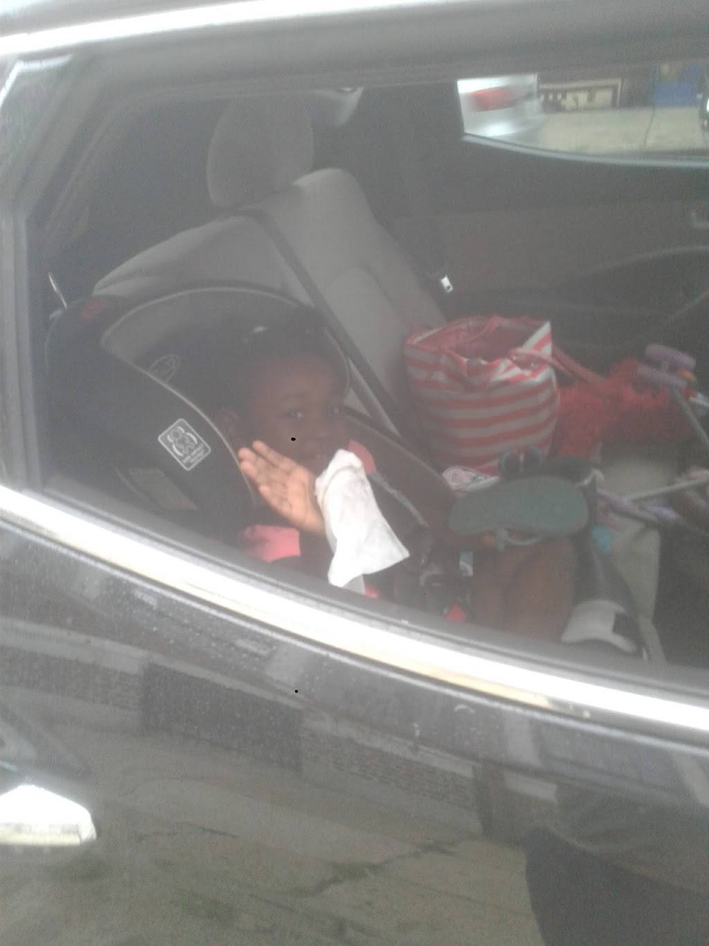 Samwhich | meal takeaway | 5411 Woodland Ave, Philadelphia, PA 19143, USA | 2152948973 OR +1 215-294-8973