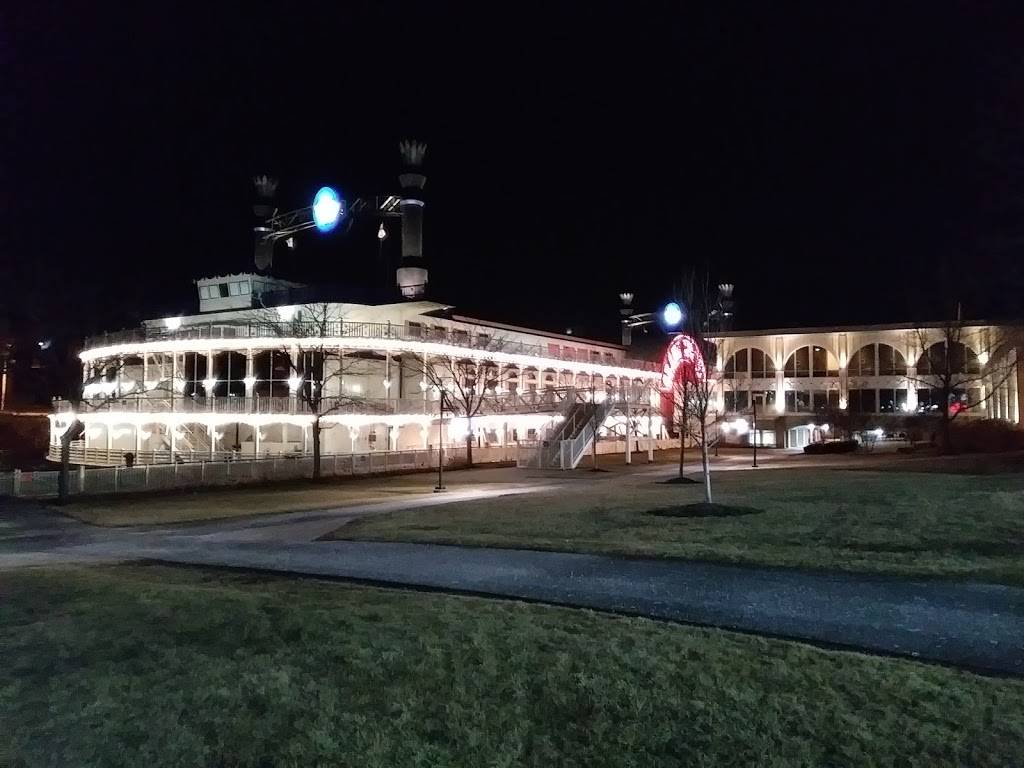 Grand Victoria Casino | restaurant | 250 S Grove Ave, Elgin, IL 60120, USA | 8474687000 OR +1 847-468-7000