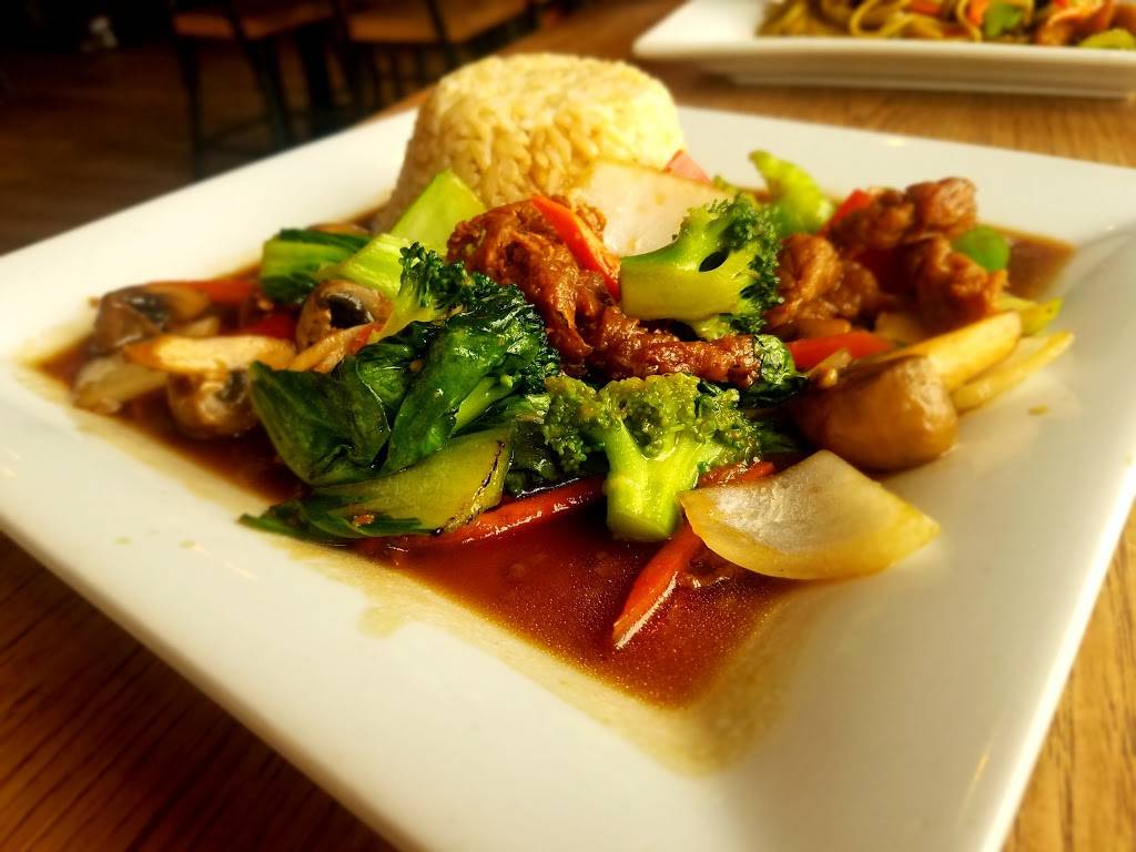 Green Elephant Vegetarian Bistro & Bar | restaurant | 35 Portwalk Pl, Portsmouth, NH 03801, USA | 6034278344 OR +1 603-427-8344