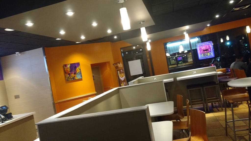Taco Bell | meal takeaway | 1550 Upper James St, Hamilton, ON L9B 1K3, Canada | 9053876006 OR +1 905-387-6006