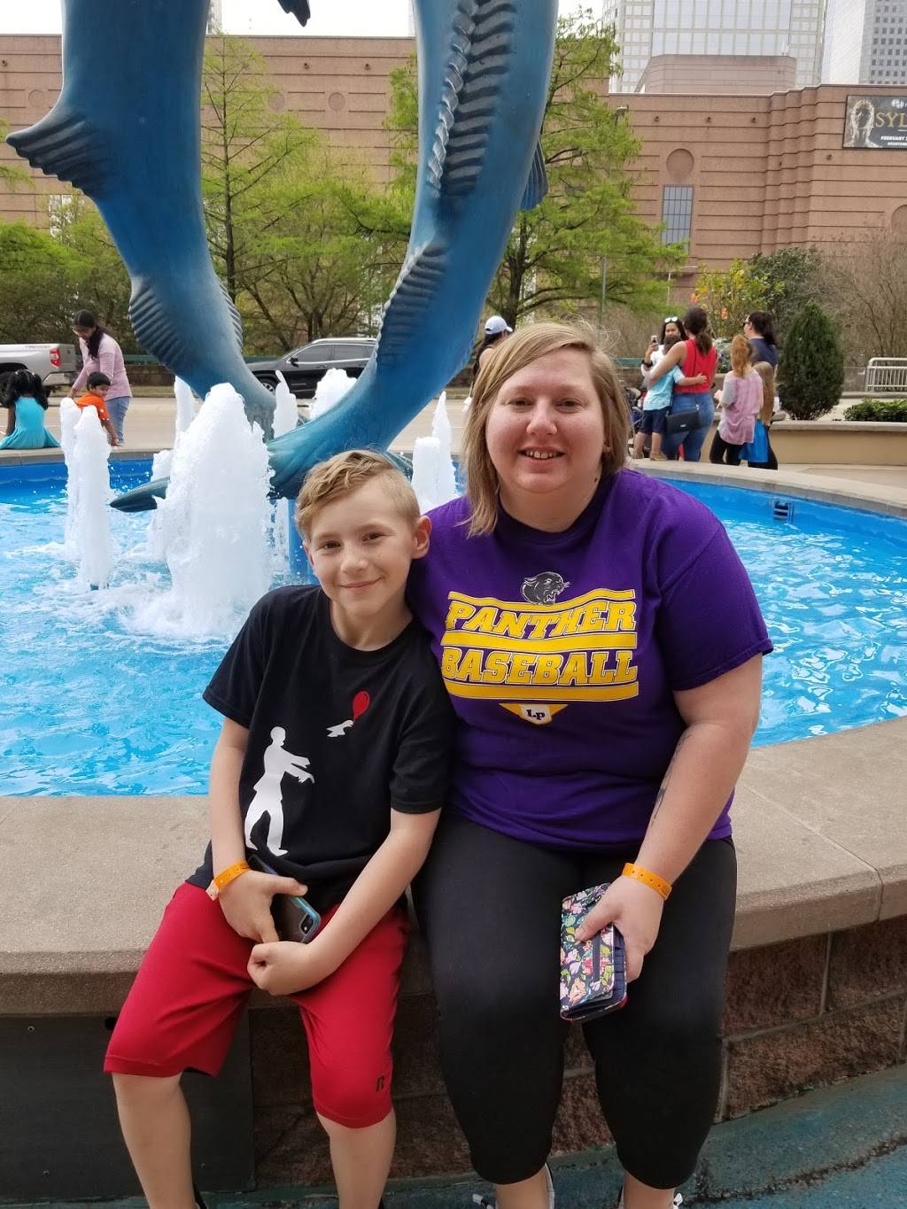 The Aquarium | restaurant | Gulf Fwy, Houston, TX 77002, USA | 2813645341 OR +1 281-364-5341