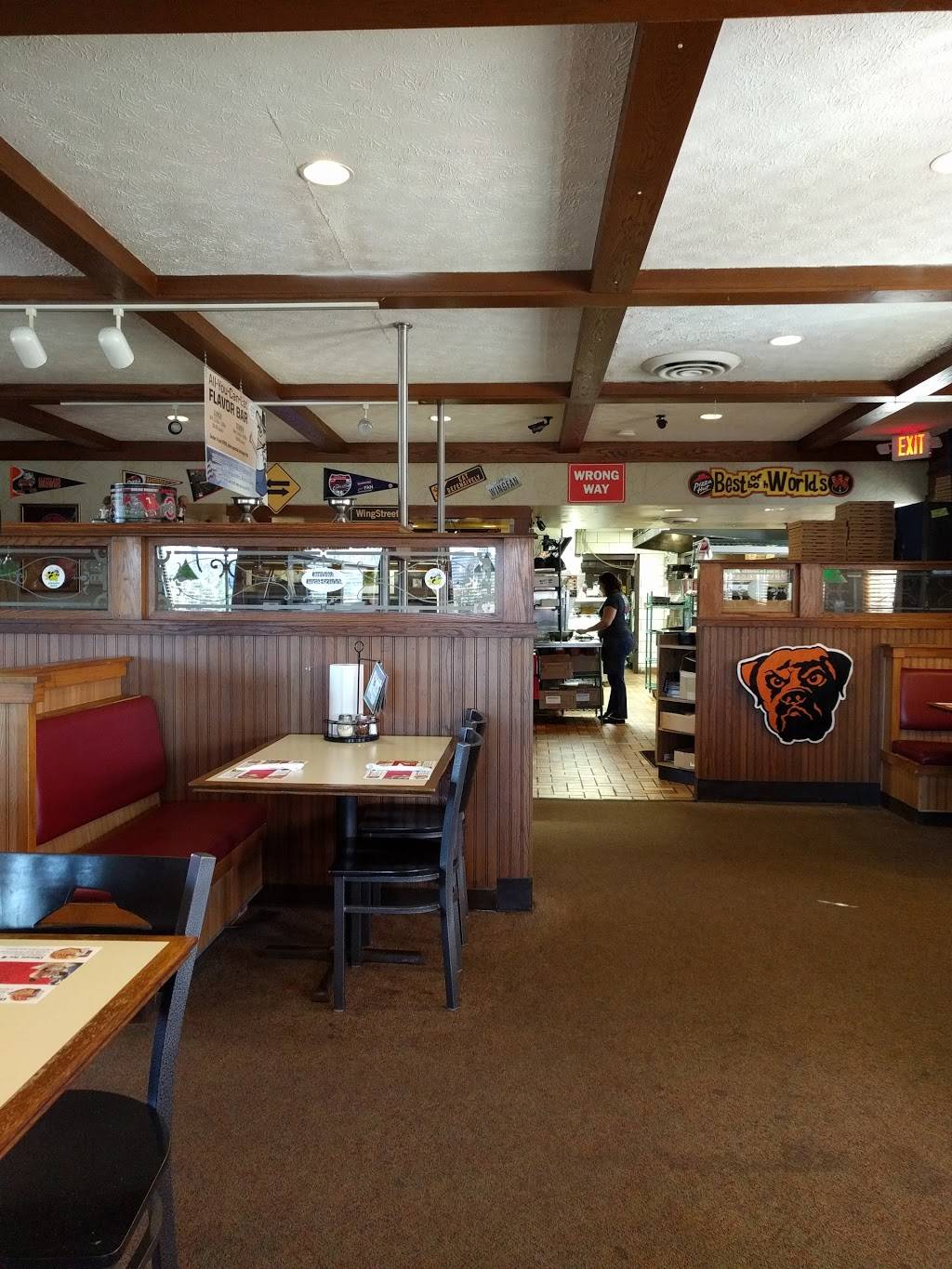 Pizza Hut | restaurant | 1008 N Court St, Medina, OH 44256, USA | 3307237233 OR +1 330-723-7233