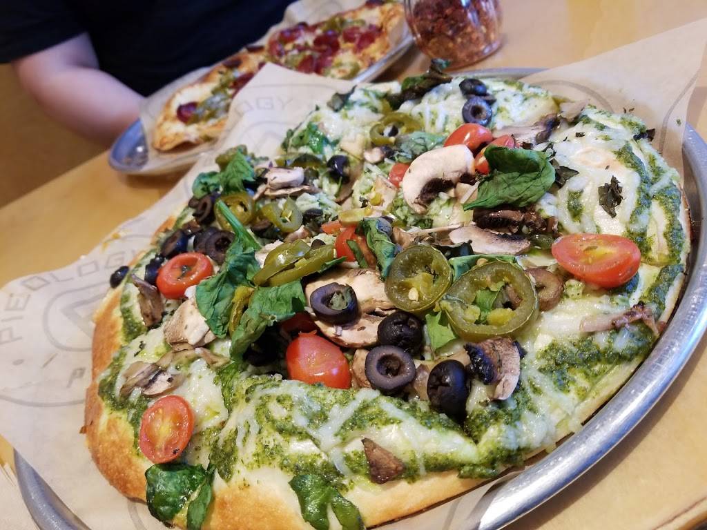 Pieology Pizzeria Pleasant Hill Plaza | restaurant | 2380 Monument Blvd, Pleasant Hill, CA 94523, USA | 9253382475 OR +1 925-338-2475
