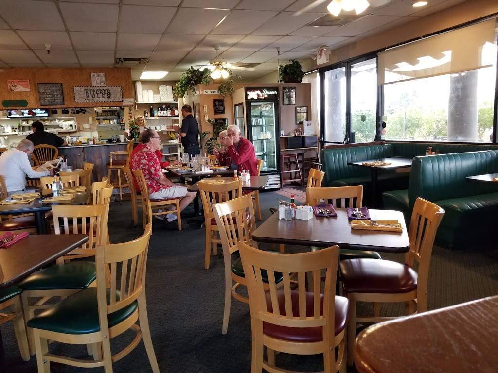 CJs Diner | restaurant | 74894 Lennon Pl suite h-1, Palm Desert, CA 92260, USA | 7608379650 OR +1 760-837-9650