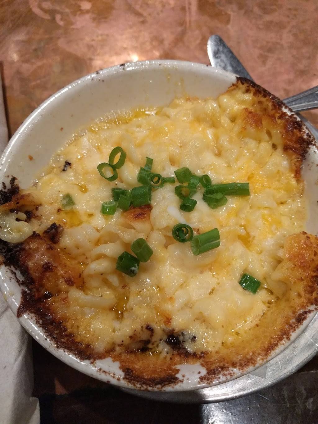 Story Tavern | restaurant | 150 S San Fernando Blvd, Burbank, CA 91502, USA | 8185674200 OR +1 818-567-4200