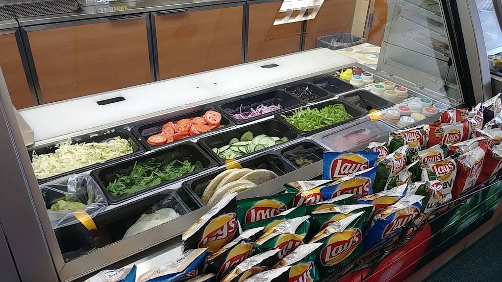Subway | restaurant | 480 Boston Rd, Billerica, MA 01821, USA | 9783628507 OR +1 978-362-8507