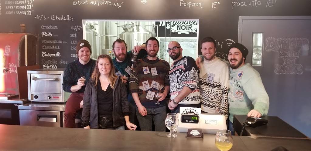 Microbrasserie Ruisseau Noir | restaurant | 3130a Boulevard des Entreprises, Terrebonne, QC J6X 4J8, Canada | 4504772391 OR +1 450-477-2391