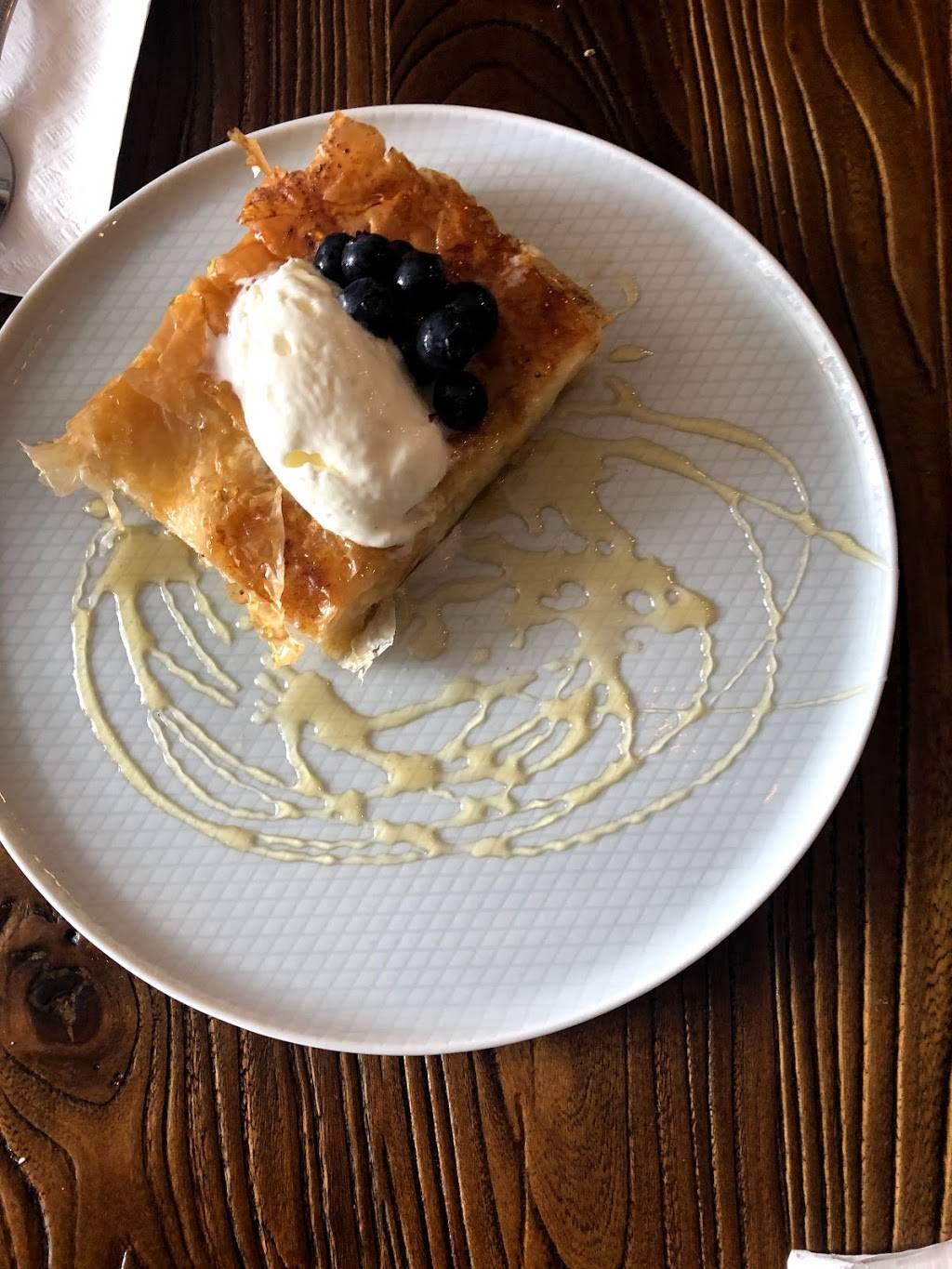 Stina Pizzeria | restaurant | 1705 Snyder Ave, Philadelphia, PA 19145, USA | 2153373455 OR +1 215-337-3455