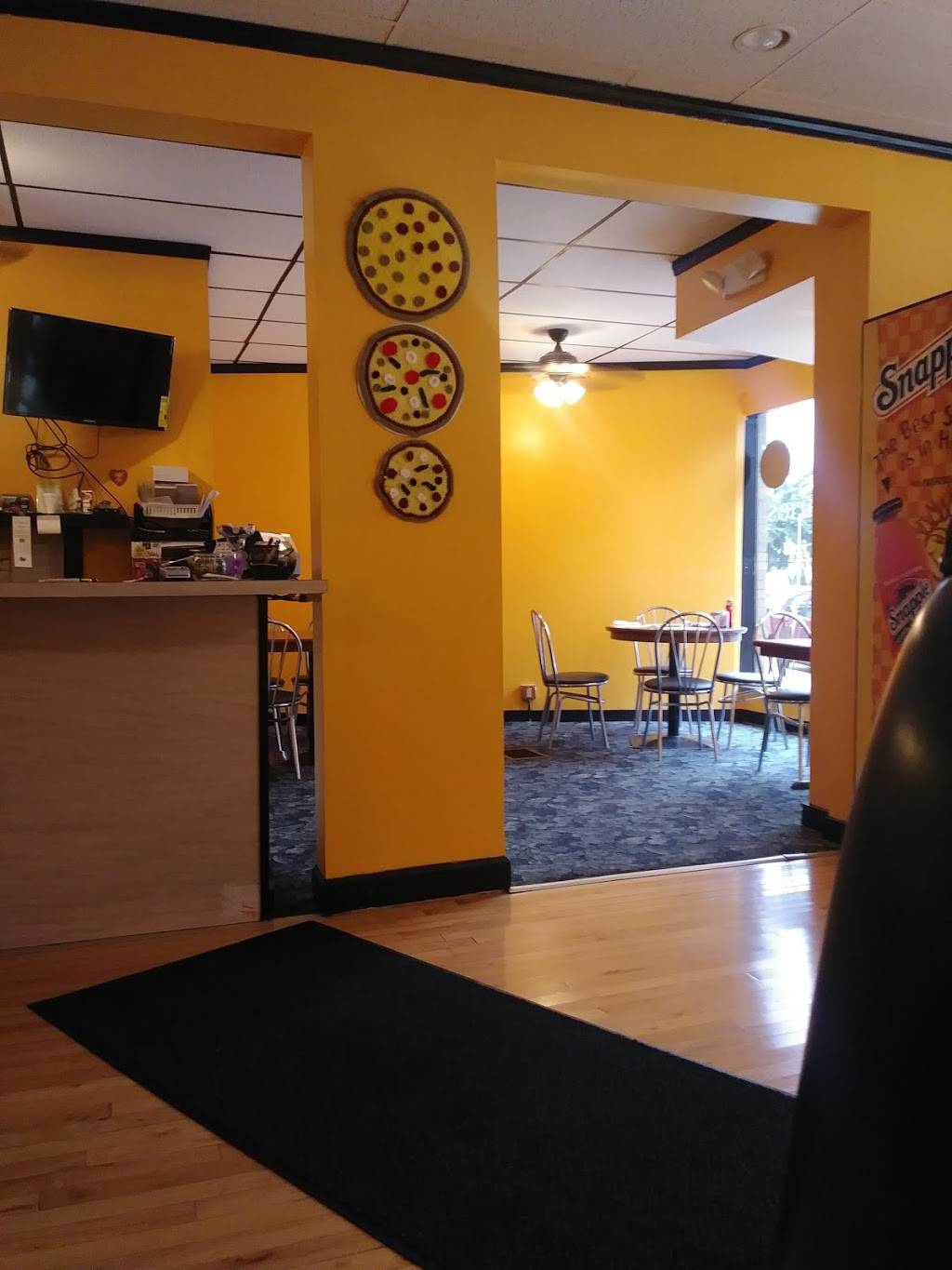 D Maries Pizza | meal delivery | 17 Whiting St, Plainville, CT 06062, USA | 8608466954 OR +1 860-846-6954