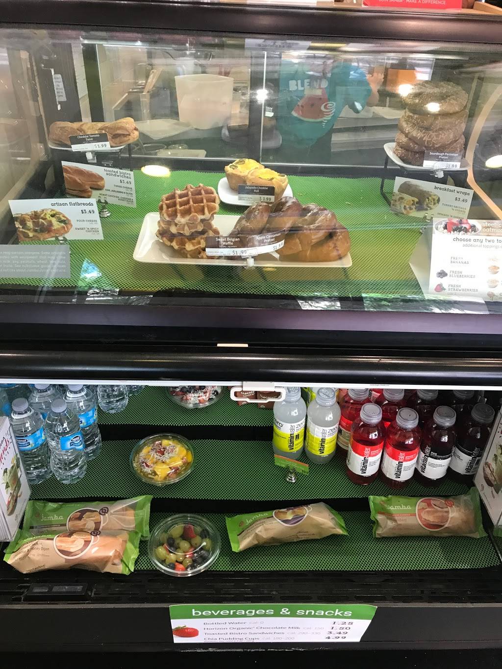 Jamba Juice Simi Valley Town Center | restaurant | 1555 Simi Town Center Way #850, Simi Valley, CA 93065, USA | 8055849880 OR +1 805-584-9880