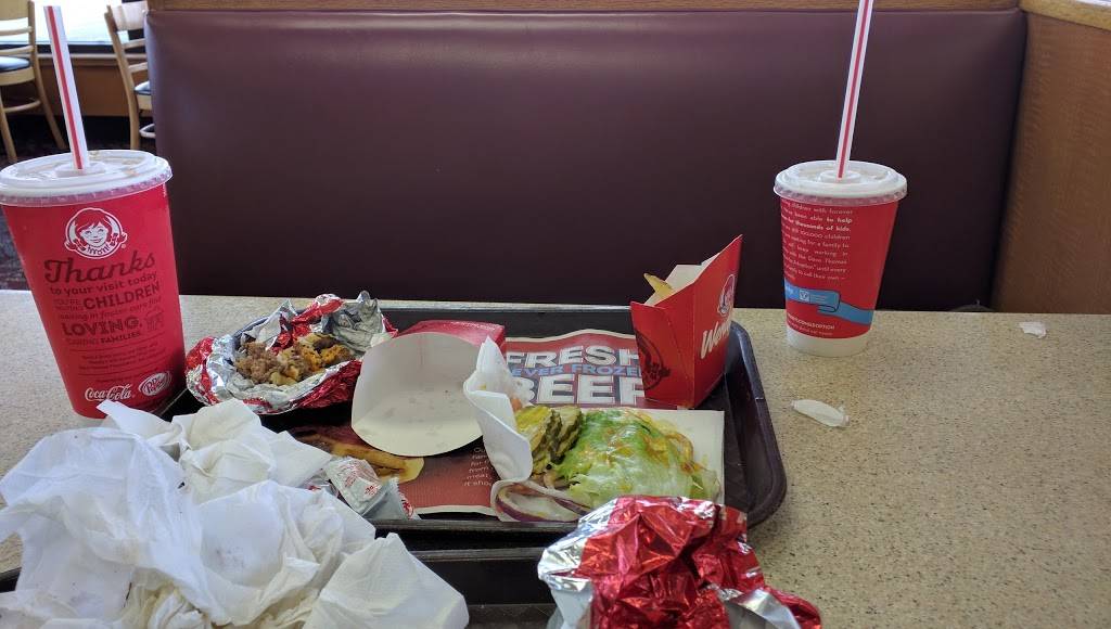 Wendys | restaurant | 1125 N Dixie Hwy, Monroe, MI 48162, USA | 7342425610 OR +1 734-242-5610