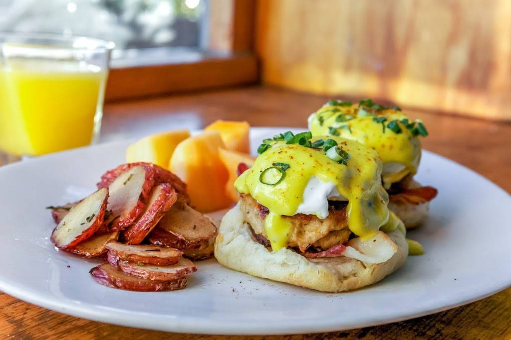 Riptide By The Bay | restaurant | 1718 Thames St, Baltimore, MD 21231, USA | 4434385943 OR +1 443-438-5943