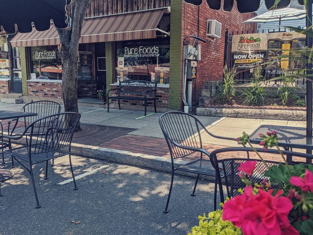 Pure Foods | restaurant | 457 N Main St, Bristol, CT 06010, USA | 8605855150 OR +1 860-585-5150