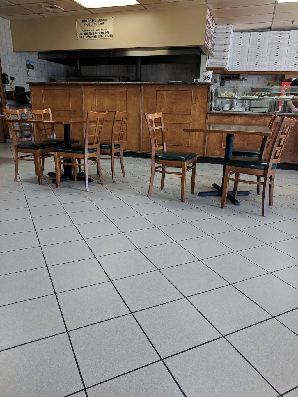 Mama Lisa Pizza Express | restaurant | 1495 Montauk Hwy, Mastic, NY 11950, USA | 6317725588 OR +1 631-772-5588