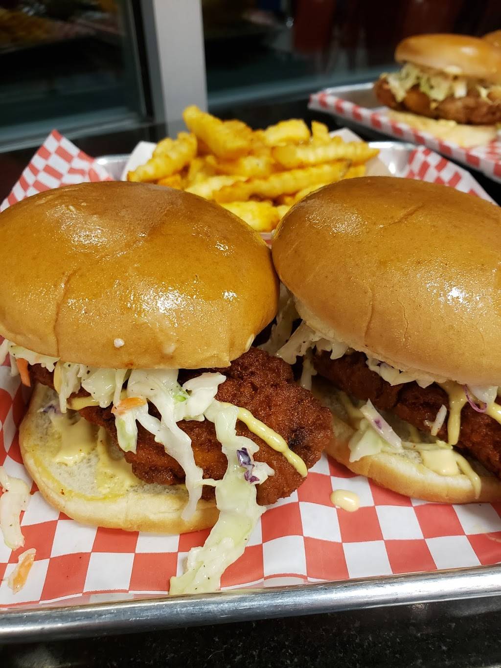 The Angry Bird Hot Chicken | restaurant | 5550 Sunrise Blvd #2, Citrus Heights, CA 95610, USA | 9168447667 OR +1 916-844-7667