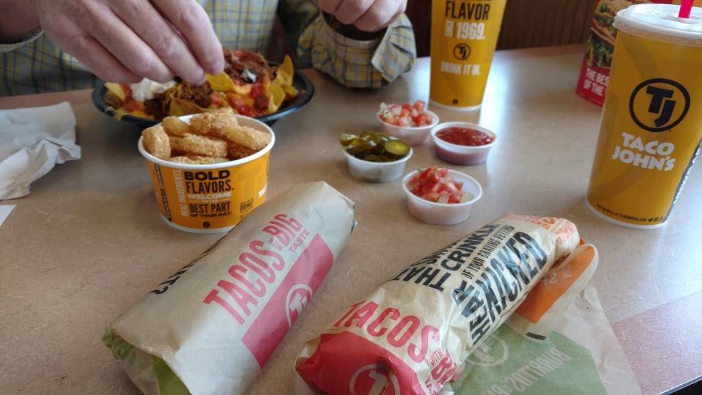Taco Johns | restaurant | 2201 Bridge St, Paducah, KY 42003, USA | 2704436716 OR +1 270-443-6716