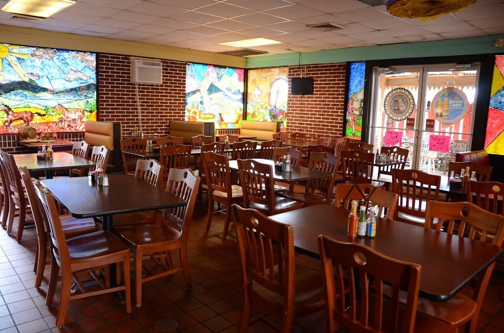 Los Potrillos Mexican Restaurant | restaurant | 1709 S Broad St, Scottsboro, AL 35768, USA | 2569990613 OR +1 256-999-0613