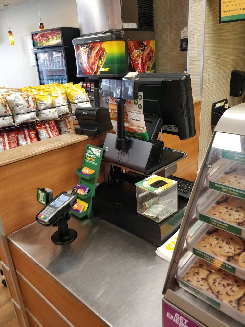 Subway | restaurant | 6022 Penn Ave, Pittsburgh, PA 15206, USA | 7247723288 OR +1 724-772-3288