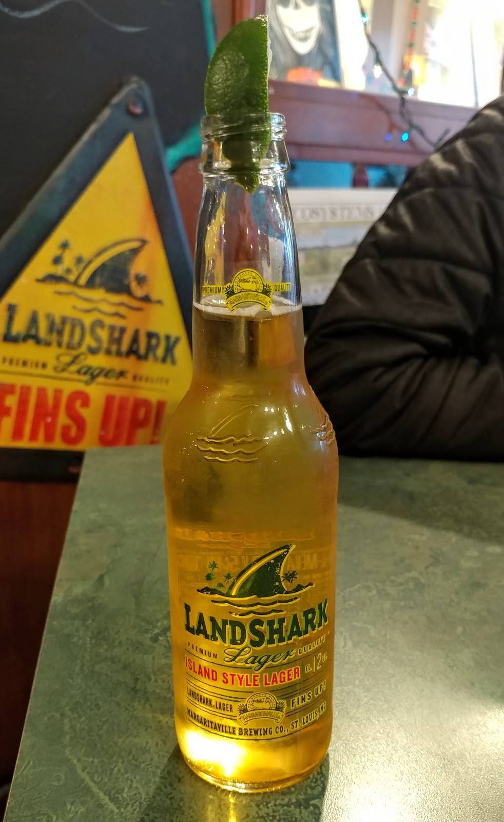 Winey Beach Cafe | restaurant | 1350 119th St, Whiting, IN 46394, USA | 2196591466 OR +1 219-659-1466