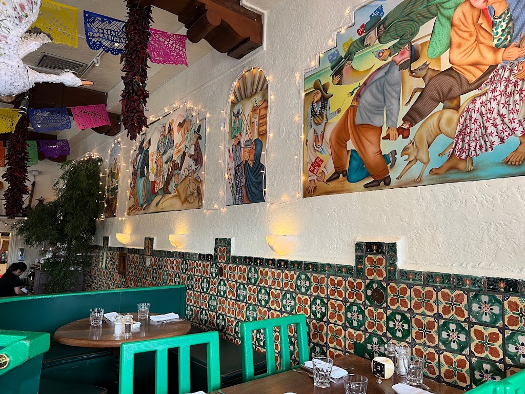 Cafe Pasquals | restaurant | 121 Don Gaspar Ave, Santa Fe, NM 87501, USA | 5059839340 OR +1 505-983-9340