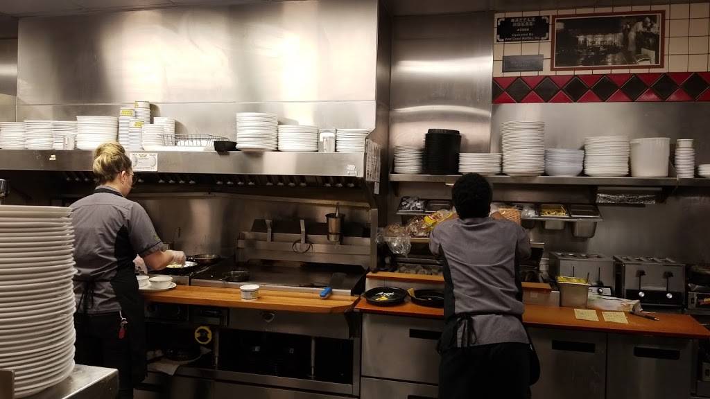 Waffle House | meal takeaway | 7894 103rd St, Jacksonville, FL 32210, USA | 9045730552 OR +1 904-573-0552