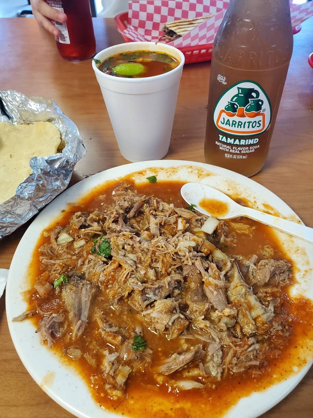 Birrieria La Nieta De Villa | restaurant | 2959 S Hillside St, Wichita, KS 67216, USA | 3163000357 OR +1 316-300-0357