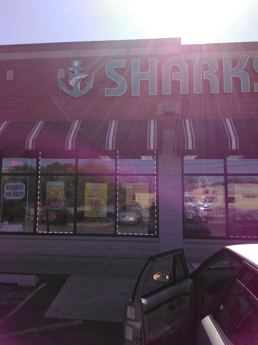 Sharks fish and chicken in Harvey IL | restaurant | 454 E 147th St, Harvey, IL 60426, USA | 7088311313 OR +1 708-831-1313