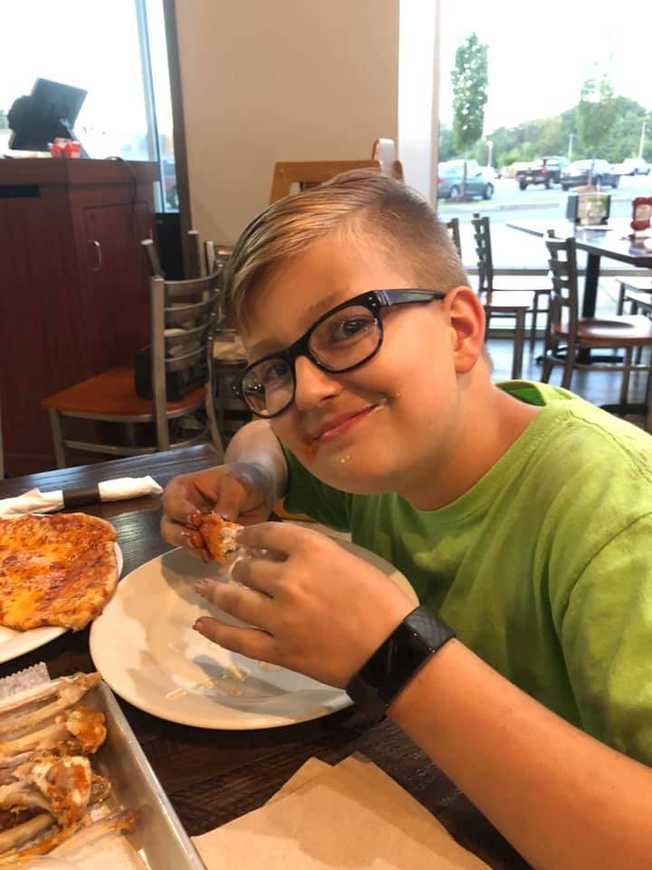 Quincy’s Uptown Bar and Grill | restaurant | Damascus, MD 20872, USA | 2403087244 OR +1 240-308-7244