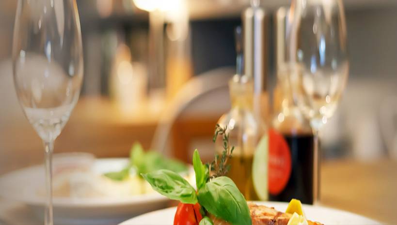 Anna Maria Trattoria | restaurant | 2900 Langstaff Rd, Concord, ON L4K 4R9, Canada | 9055320004 OR +1 905-532-0004