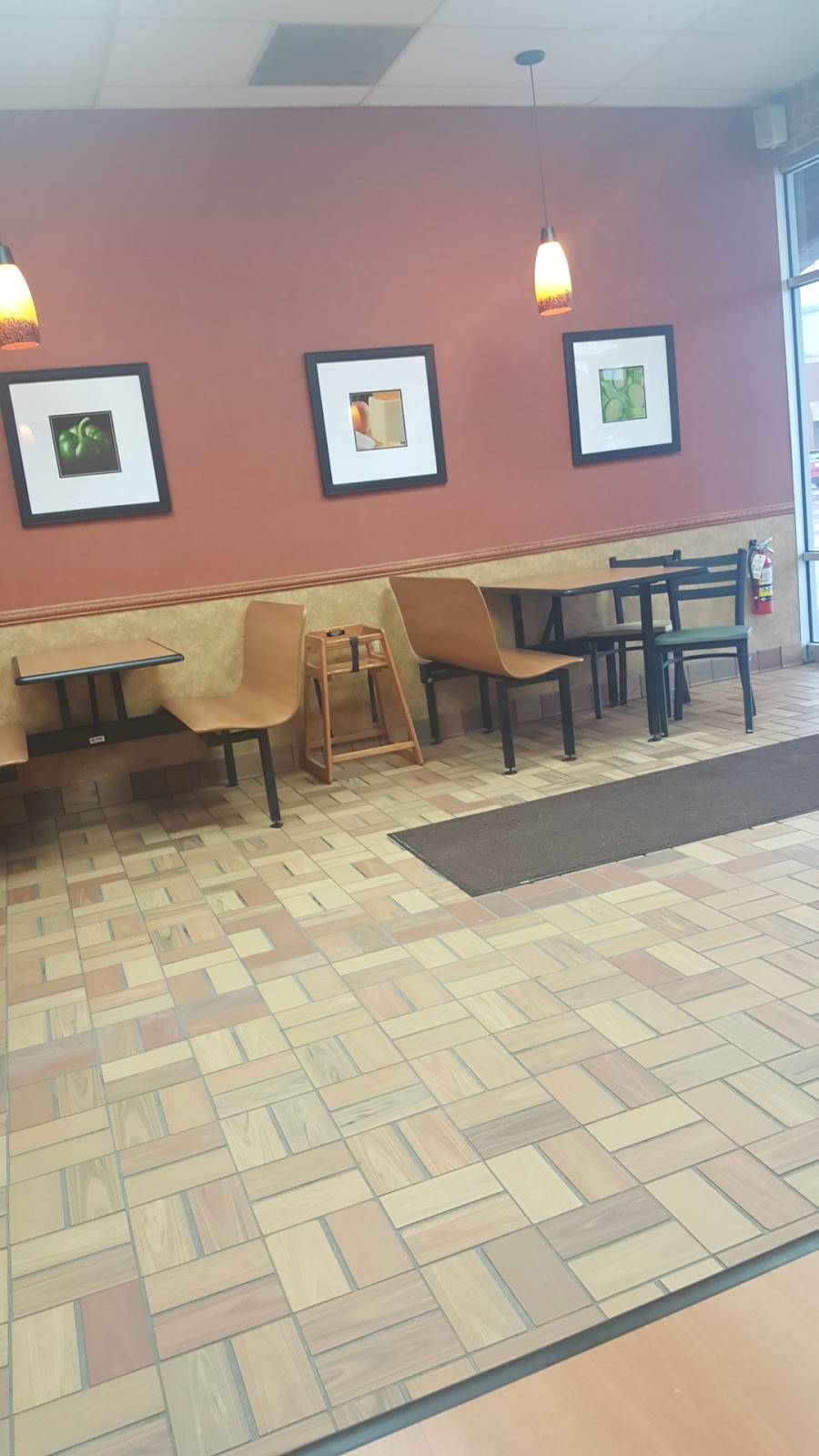 Subway Restaurants | restaurant | 47790 Grand River Ave, Novi, MI 48374, USA | 2483475910 OR +1 248-347-5910