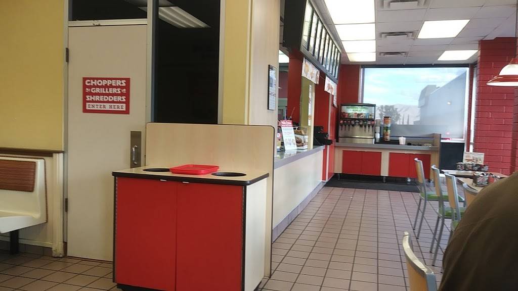 Del Taco | meal takeaway | 17292 Main St, Hesperia, CA 92345, USA | 7602448262 OR +1 760-244-8262