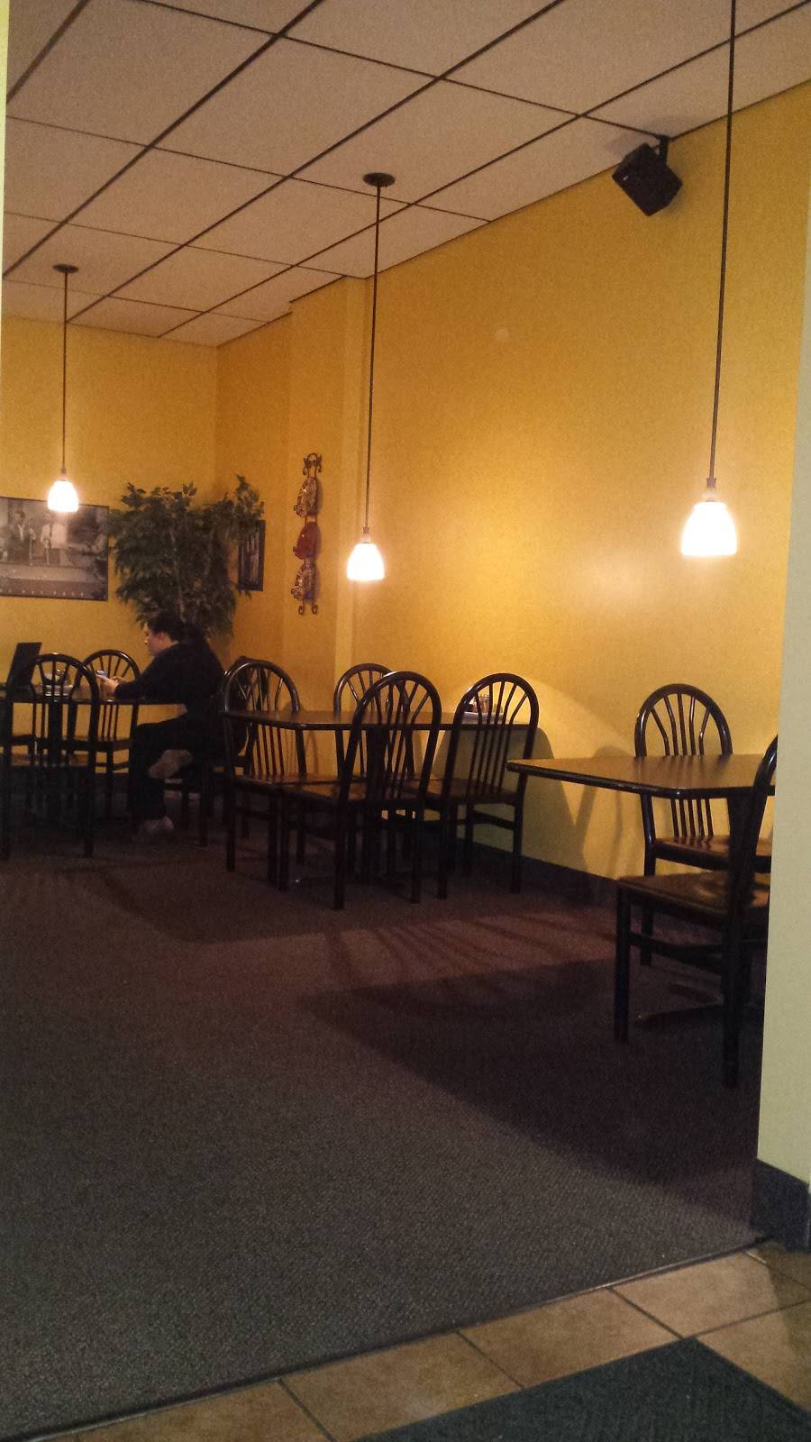 Primozz Pizza | restaurant | 8887 Mentor Ave, Mentor, OH 44060, USA | 4402555488 OR +1 440-255-5488