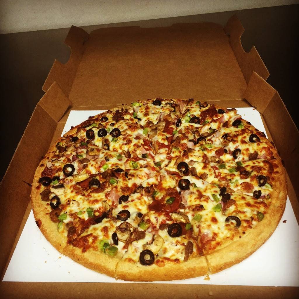 Papas Pizza and BBQ | restaurant | 7410 W Seven Mile Rd, Detroit, MI 48221, USA | 3132792222 OR +1 313-279-2222