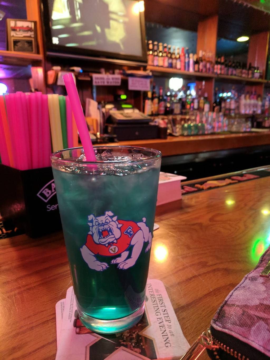 Christis Place | restaurant | 37275 Ave 12, Madera, CA 93636, USA | 5593954873 OR +1 559-395-4873