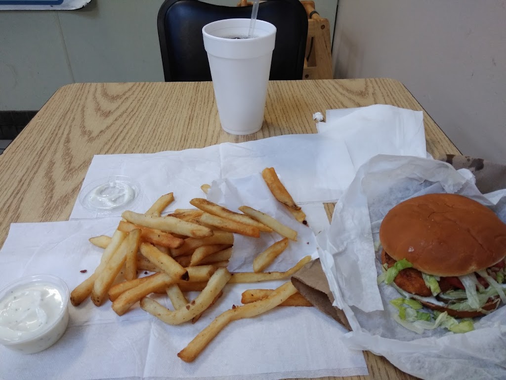 Tops Choice Hamburgers Inc | restaurant | 8070 Navarre Pkwy, Navarre, FL 32566, USA | 8509397375 OR +1 850-939-7375