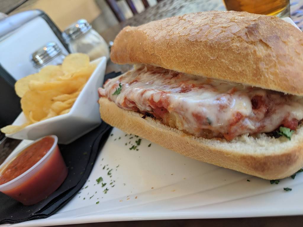 Leftys A Taste of Boston | restaurant | 533 E Campbell Ave, Campbell, CA 95008, USA | 4083760553 OR +1 408-376-0553