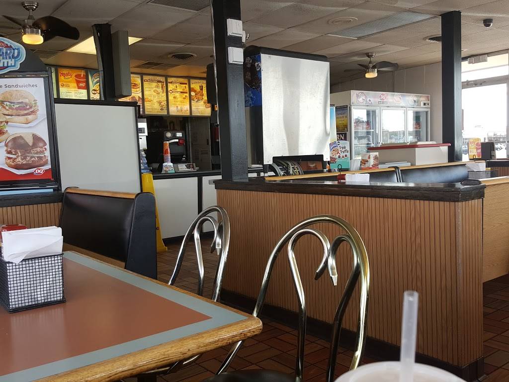 Dairy Queen | restaurant | 1018 W E 7th St, Auburn, IN 46706, USA | 2609251233 OR +1 260-925-1233