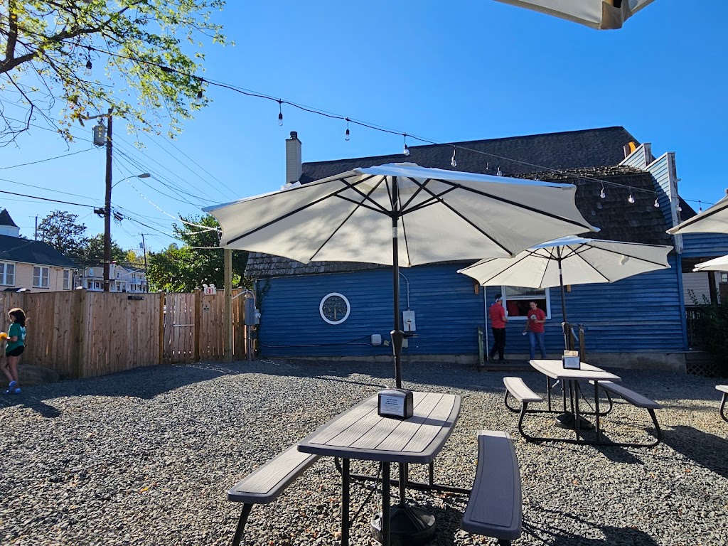 Mill St. Draft Garden | restaurant | 200 Mill St, Occoquan Historic District, VA 22125, USA | 2769915107 OR +1 276-991-5107