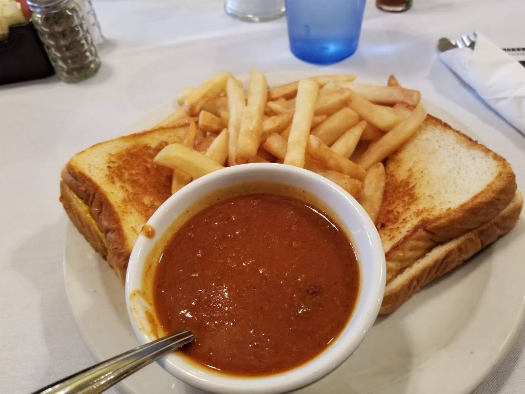 Pontiac Family Kitchen | restaurant | 904 W Custer Ave, Pontiac, IL 61764, USA | 8158443155 OR +1 815-844-3155