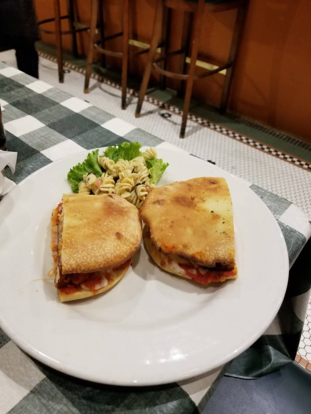 Johnnies New York Pizzeria | meal delivery | 5757 Wilshire Blvd #102, Los Angeles, CA 90036, USA | 3239044880 OR +1 323-904-4880