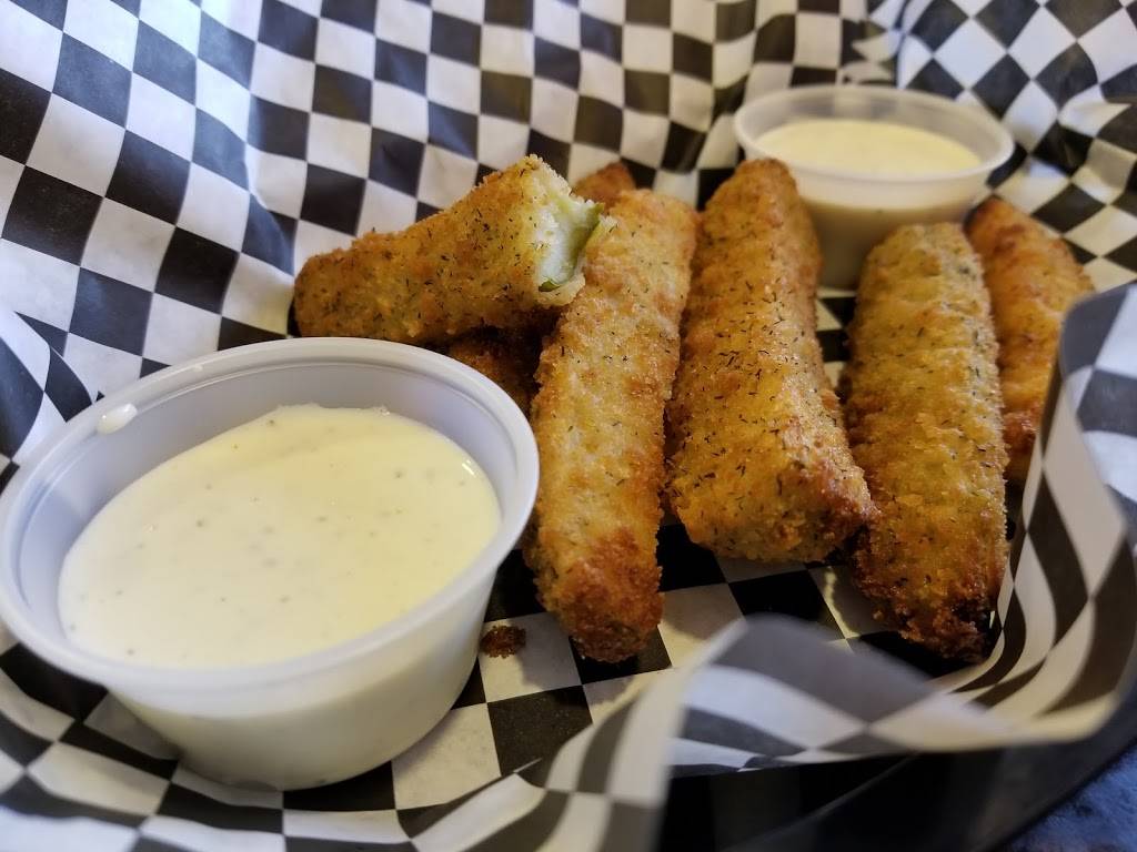 Pickles: Americas Grill | restaurant | 2713 N Service Rd, Moore, OK 73160, USA | 4057900009 OR +1 405-790-0009