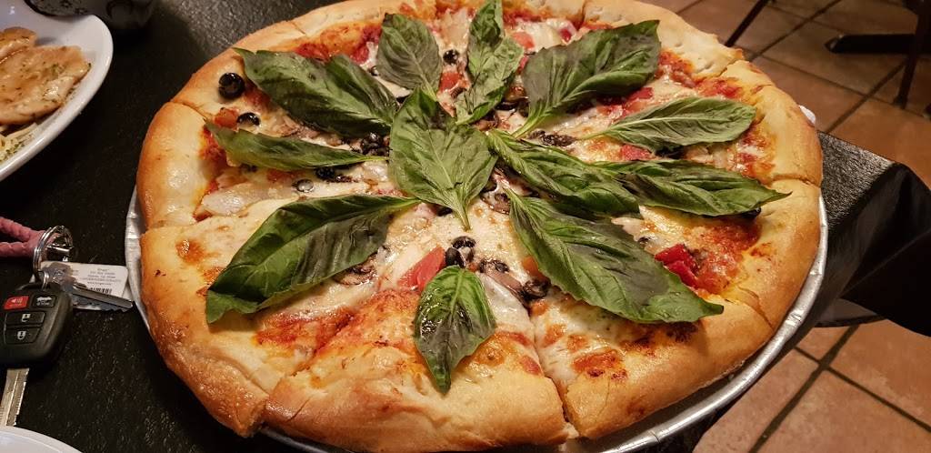 Taste of Italy | restaurant | 1235 East Pkwy, Gatlinburg, TN 37738, USA | 8653251750 OR +1 865-325-1750