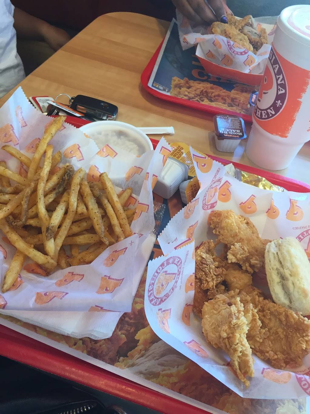 Popeyes Louisiana Kitchen | restaurant | 4402 S Laburnum Ave, Henrico, VA 23231, USA | 8047091555 OR +1 804-709-1555