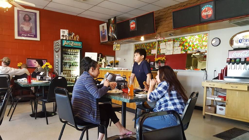 Taqueria La Mexicana | restaurant | 1303 S Main St, Lakeport, CA 95453, USA | 7072633775 OR +1 707-263-3775