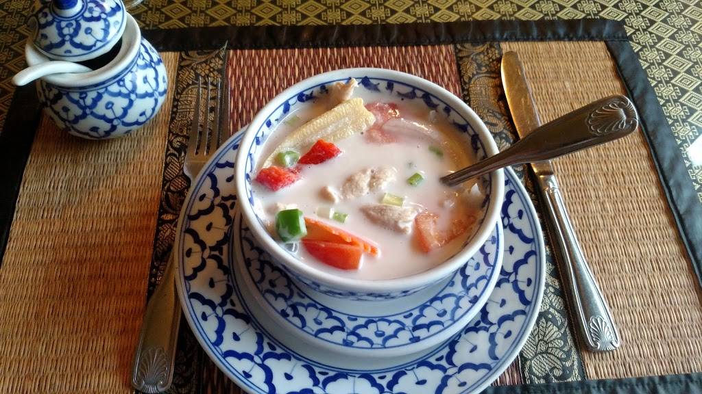 Som Siam East Thai Restaurant | restaurant | 45 Mill Rock Rd E, Old Saybrook, CT 06475, USA | 8603885400 OR +1 860-388-5400