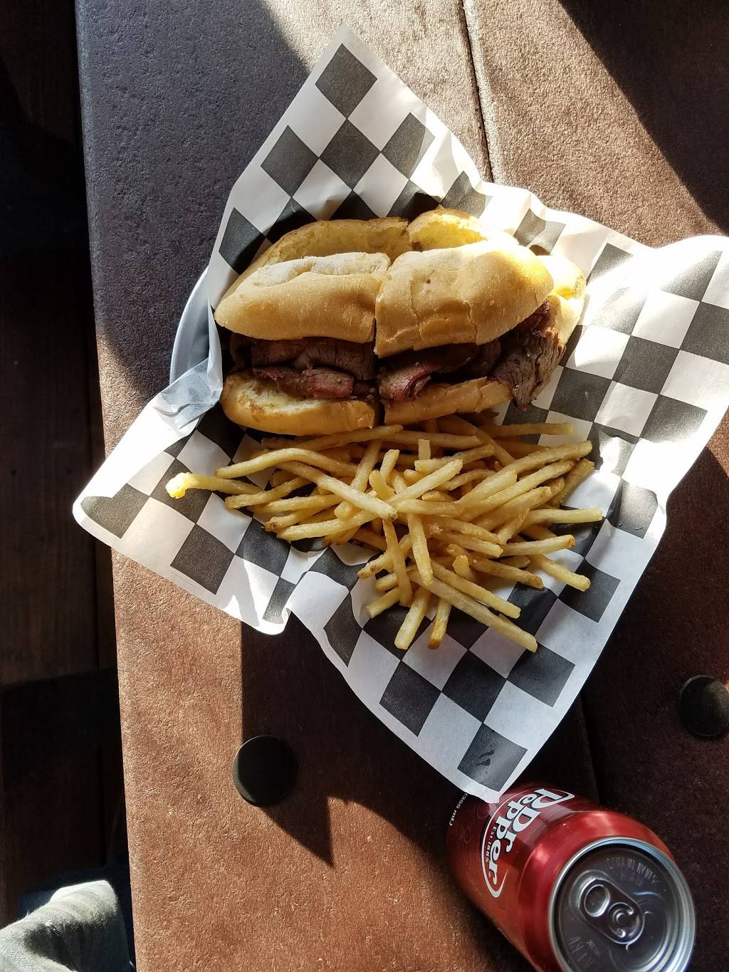 The Tri-Tipery | restaurant | 11359 Newport Rd, Ballico, CA 95303, USA | 2096348849 OR +1 209-634-8849