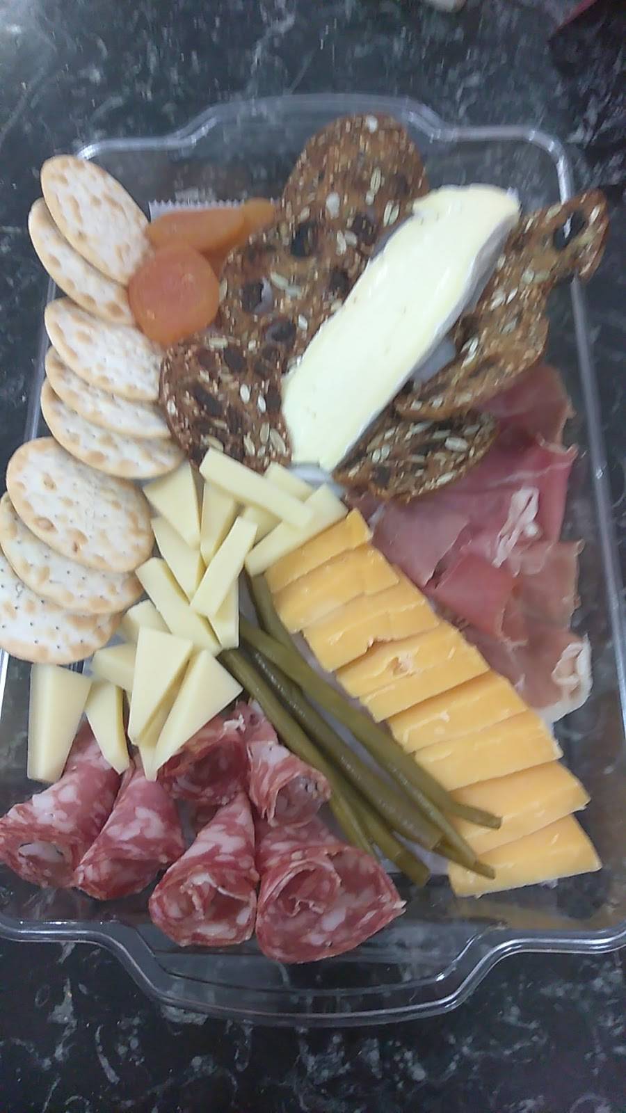 The Cheese Shop Of Saline | restaurant | 98 N Ann Arbor St, Saline, MI 48176, USA | 7344706326 OR +1 734-470-6326